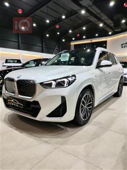 بي ام دبليو iX1